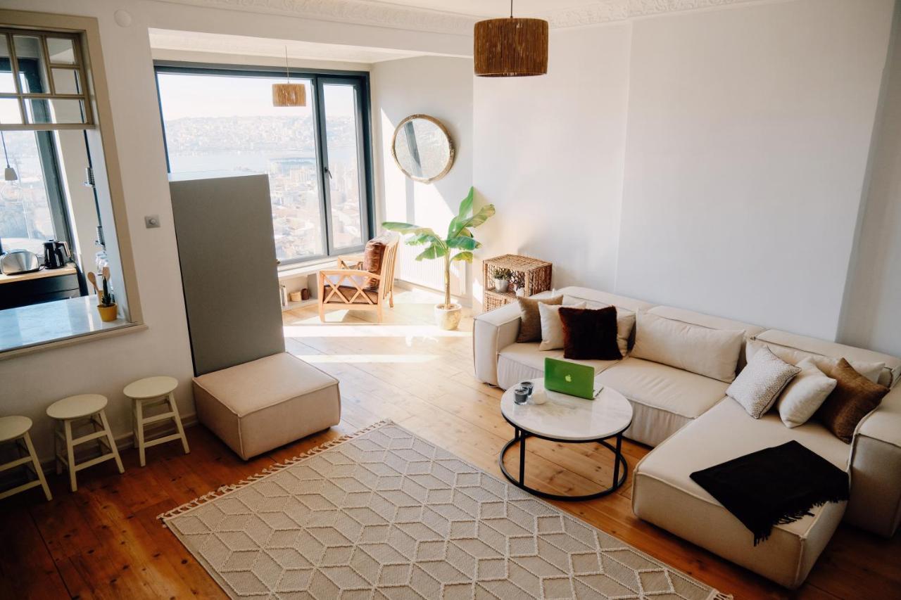 Fantastic Golden Horn View In Beyoglu, Cozy Design Apartment อิสตันบูล ภายนอก รูปภาพ