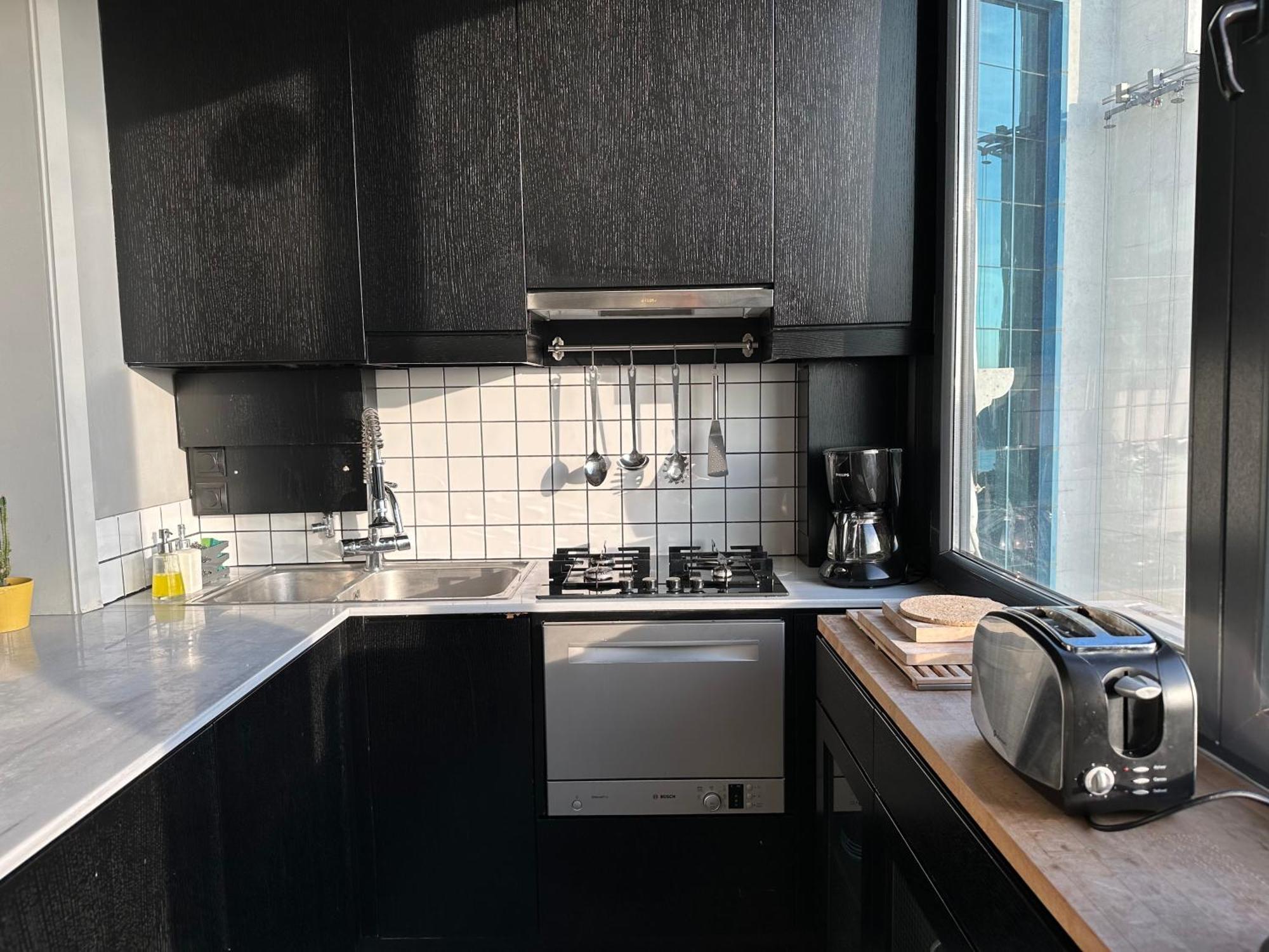 Fantastic Golden Horn View In Beyoglu, Cozy Design Apartment อิสตันบูล ภายนอก รูปภาพ